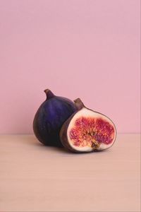 Preview wallpaper figs, fruit, purple, ripe, fresh