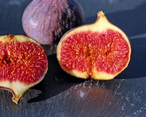 Preview wallpaper figs, fruit, ripe