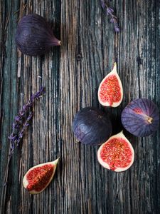 Preview wallpaper figs, lavender, fruits, slices