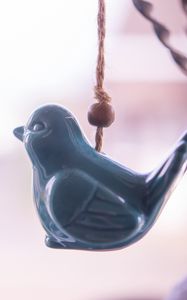 Preview wallpaper figure, bird, pendant