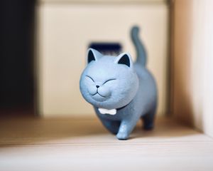 Preview wallpaper figurine, cat, cute, funny