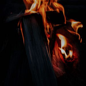 Preview wallpaper fire, bonfire, firewood, flame, dark