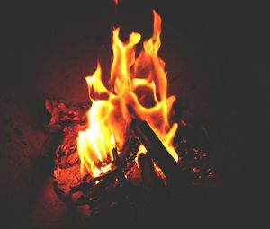 Preview wallpaper fire, bonfire, firewood, dark
