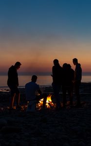 Preview wallpaper fire, camping, silhouettes, rest, beach