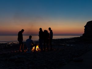 Preview wallpaper fire, camping, silhouettes, rest, beach