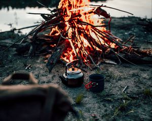 Preview wallpaper fire, dishes, camping, hiking