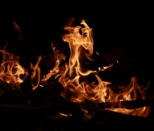 Preview wallpaper fire, flame, darkness, night