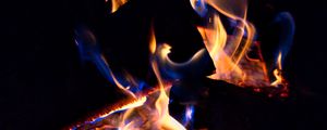 Preview wallpaper fire, flame, firewood, dark