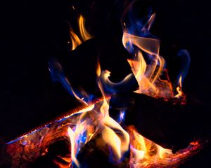 Preview wallpaper fire, flame, firewood, dark