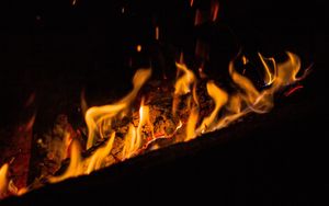 Preview wallpaper fire, flame, sparks, bonfire