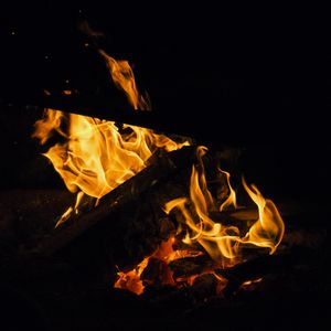 Preview wallpaper firewood, flame, bonfire, dark