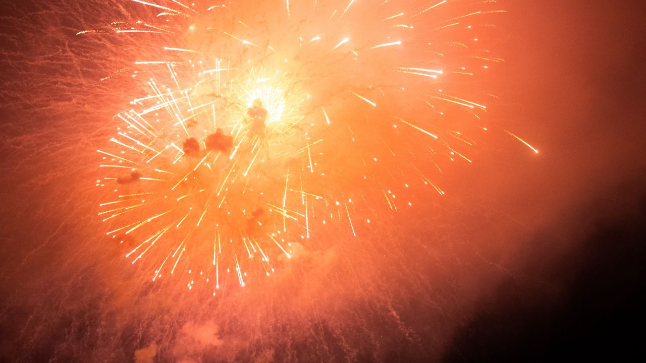 Wallpaper fireworks, explosions, sparks, light, smoke, red