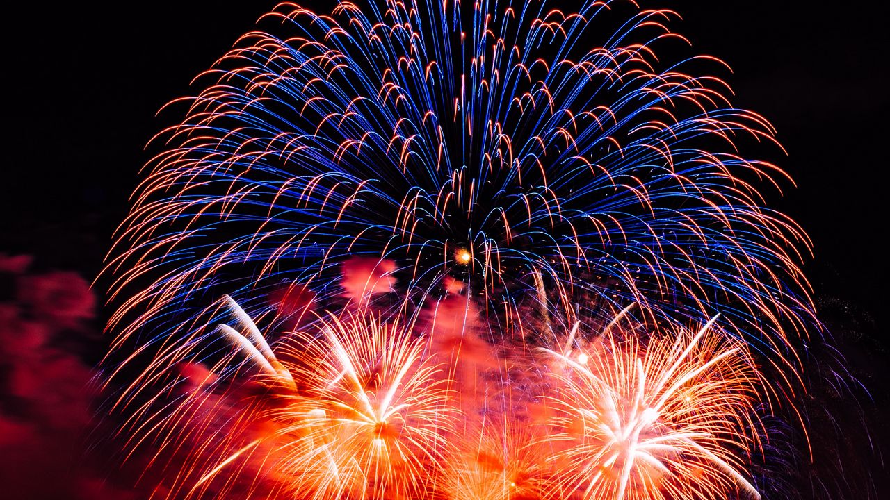 Wallpaper fireworks, salute, colorful, sparks, night