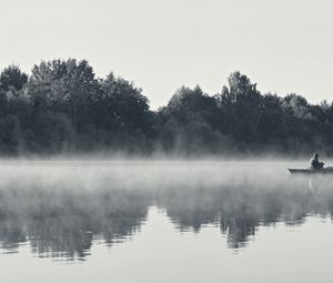 Preview wallpaper fisherman, fog, morning, river, black-and-white