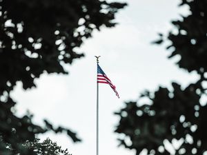 Preview wallpaper flag, usa, building, trees