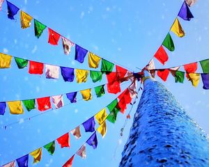 Preview wallpaper flags, colorful, holiday, snow
