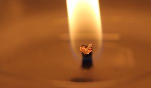 Preview wallpaper flame, wick, candle, macro