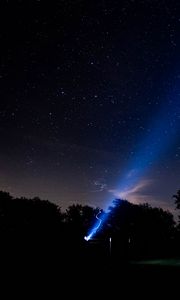 Preview wallpaper flashlight, glow, stars, starry sky, night