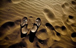 Preview wallpaper flip flops, sand, beach, shade, summer