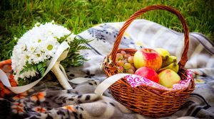 Preview wallpaper flowers, basket, apples, bunch
