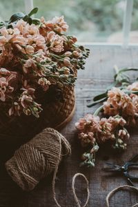 Preview wallpaper flowers, bouquet, basket, threads