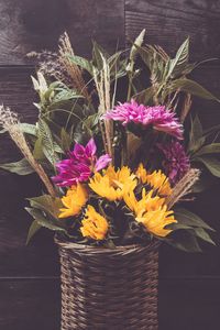 Preview wallpaper flowers, bouquet, basket