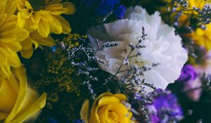 Preview wallpaper flowers, bouquet, composition, colorful