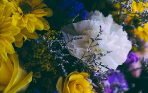 Preview wallpaper flowers, bouquet, composition, colorful
