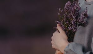 Preview wallpaper flowers, bouquet, lavender, purple, girl