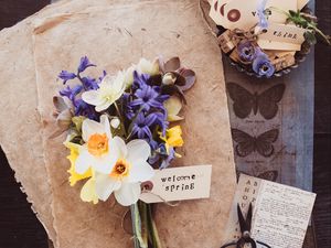 Preview wallpaper flowers, bouquet, paper, threads, spring, inscription, aesthetics