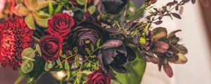Preview wallpaper flowers, bouquet, roses, tulips, red, black