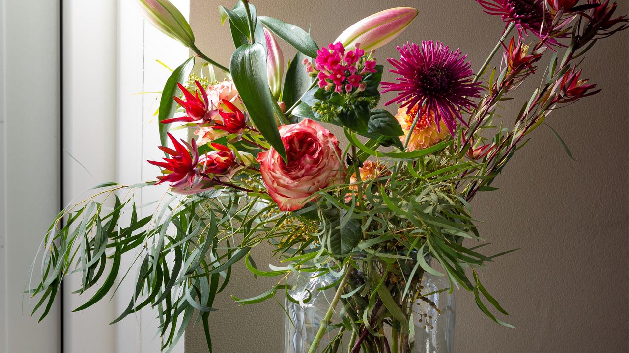 Wallpaper flowers, bouquet, vase