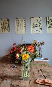 Preview wallpaper flowers, bouquet, vase, decor, colorful