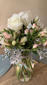 Preview wallpaper flowers, bouquet, vase, aesthetics