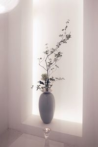 Preview wallpaper flowers, bouquet, vase, light, white