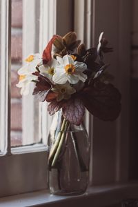 Preview wallpaper flowers, bouquet, vase, windows