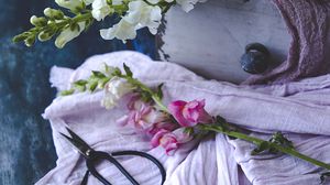 Preview wallpaper flowers, fabric, scissors, vintage