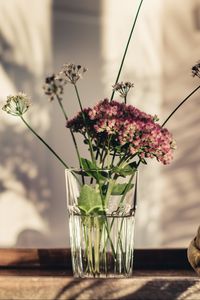 Preview wallpaper flowers, glass, vase