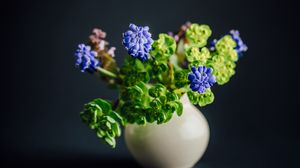 Preview wallpaper flowers, leaves, bouquet, vase