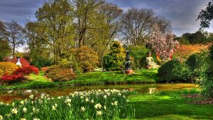 Preview wallpaper flowers, narcissuses, pond, garden, buddha, statues