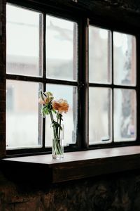 Preview wallpaper flowers, vase, window, bouquet