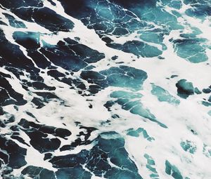 Preview wallpaper foam, waves, water, surface, ocean
