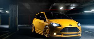 Preview wallpaper focus, ford, front view, yellow, cars