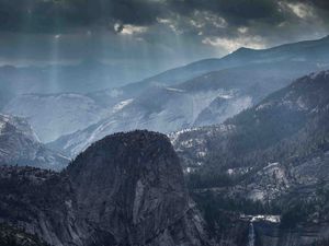 Preview wallpaper fog, light, sky, mountains