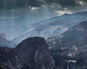 Preview wallpaper fog, light, sky, mountains