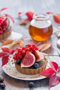 Preview wallpaper food, sweets, cakes, pastries, fruits, berries, figs, currants, blueberries, honey, dessert