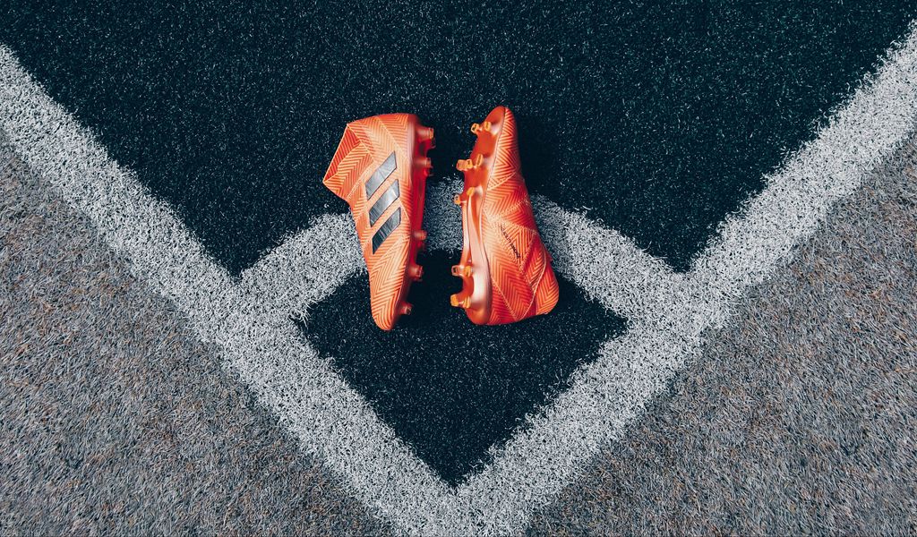 1024x600 Wallpaper football boots, lawn, shoes