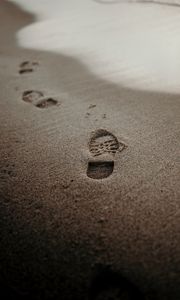 Preview wallpaper footprints, sand, beach, coast