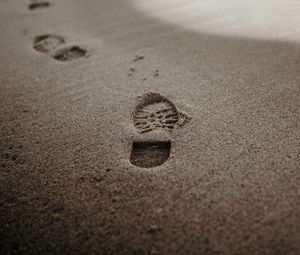 Preview wallpaper footprints, sand, beach, coast