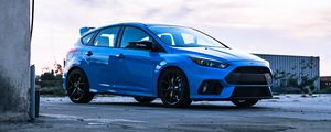 Preview wallpaper ford focus, ford, car, blue, parking